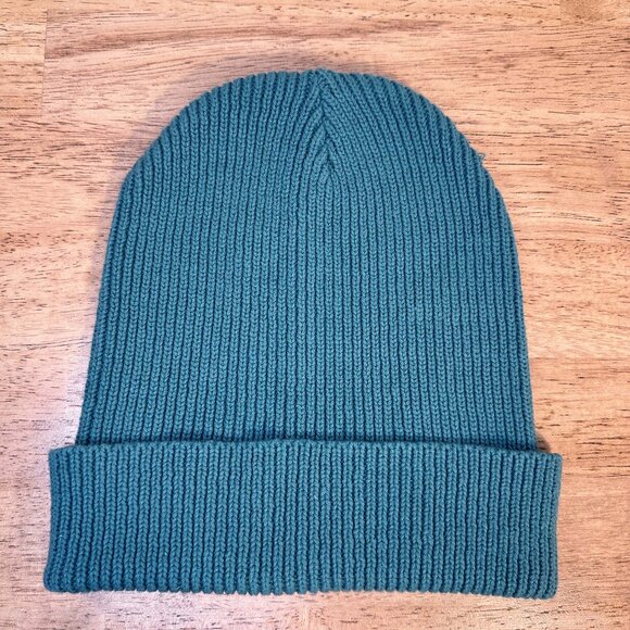 NWOT Unisex Old Navy Sage Green Beanie Hat - Picture 1 of 4